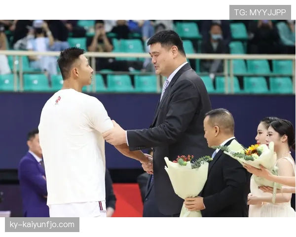 仲满这待遇，感觉他哪条街都能当大佬，普通人怎么活？